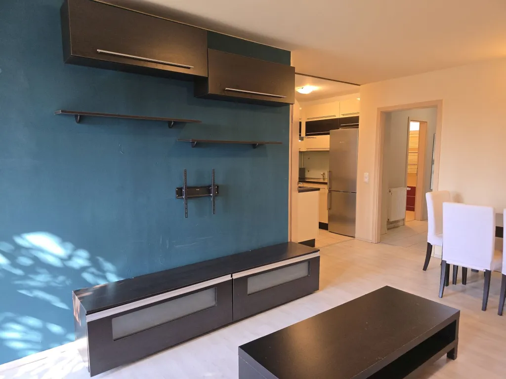 Furnished two bedroom apartment with car parking space, Budapeset District 22 Budatétény III. utca 19., HUF 250 000 monhtly